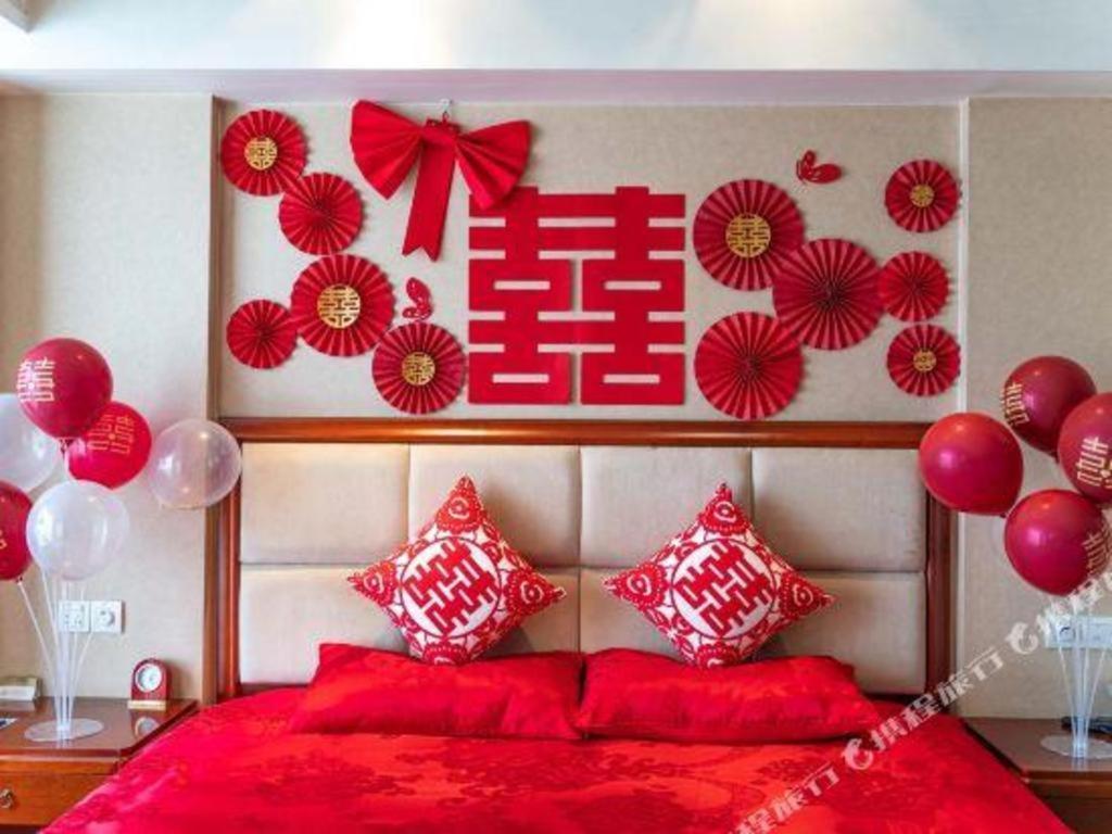 Nanchang Galactic Peace International Hotel Exterior photo
