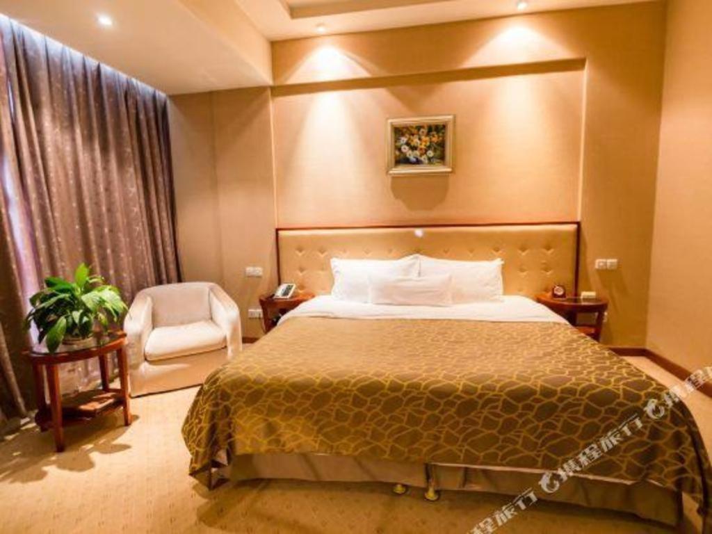 Nanchang Galactic Peace International Hotel Exterior photo