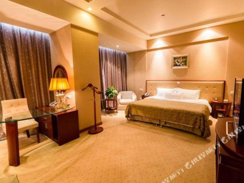 Nanchang Galactic Peace International Hotel Exterior photo