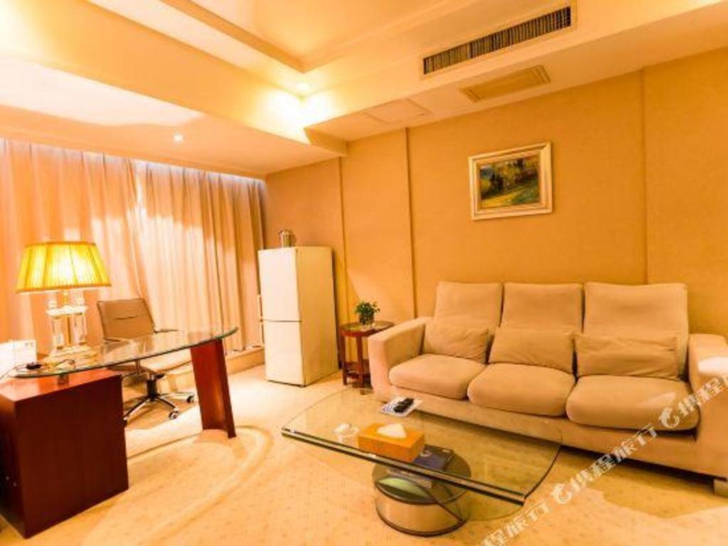 Nanchang Galactic Peace International Hotel Exterior photo